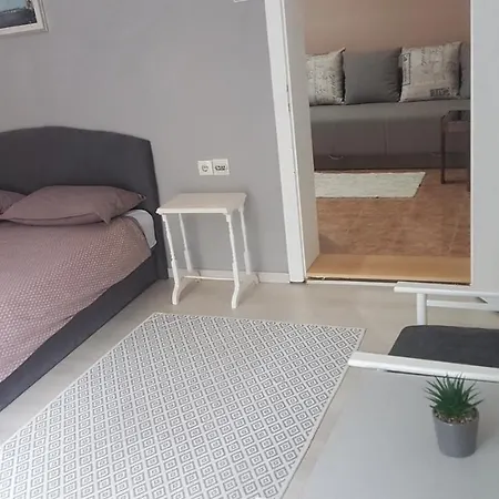 Bb Downtown Apartament Bajina Basta